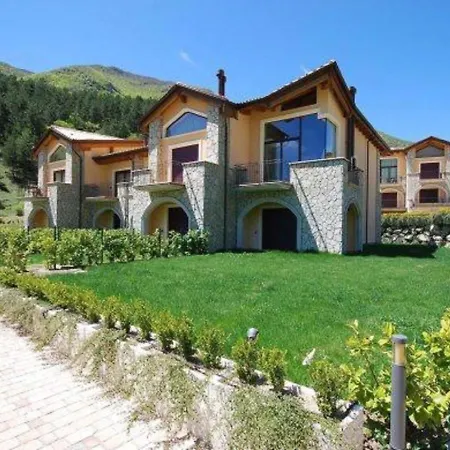 Lavish Holiday In Near Lago Di بيت للعطل سكانو