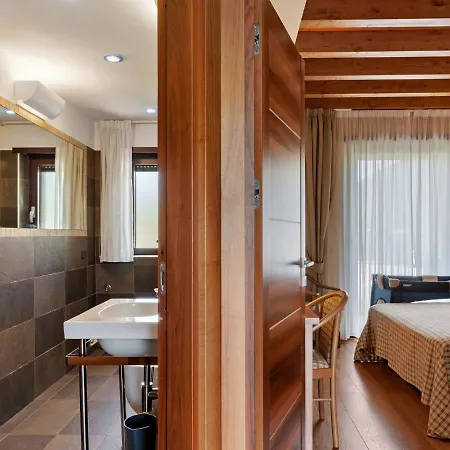 بيت للعطل Lavish Holiday In Near Lago Di