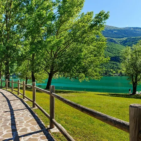 بيت للعطل Lavish Holiday In Near Lago Di *