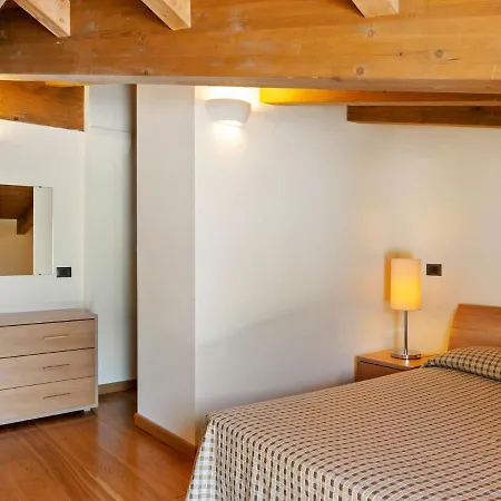 بيت للعطل Lavish Holiday In Near Lago Di *