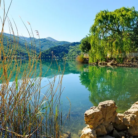 Lavish Holiday In Near Lago Di * سكانو